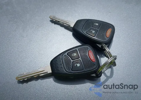 2007 Dodge Dakota Slt z USA, uszkodzony, nr VIN 1D7HW48J87S268904